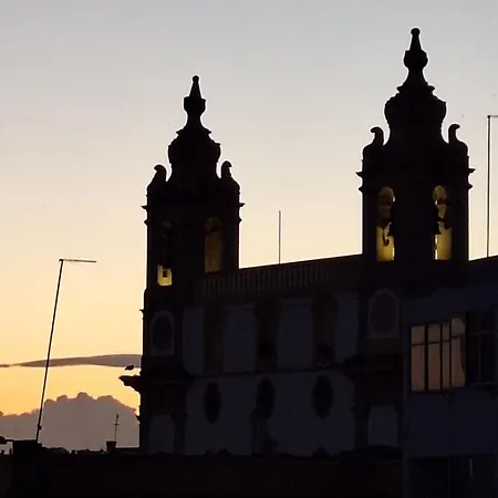 Center View فارو